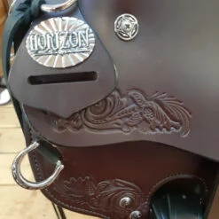 Tucker Horizon Outpost Endurance Saddle 179 -Classic Equine Shop horizon endurance saddle keeper marys tucker 66945.1686676586